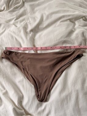 High-Rise Bikini Bottoms in Taupe Brown